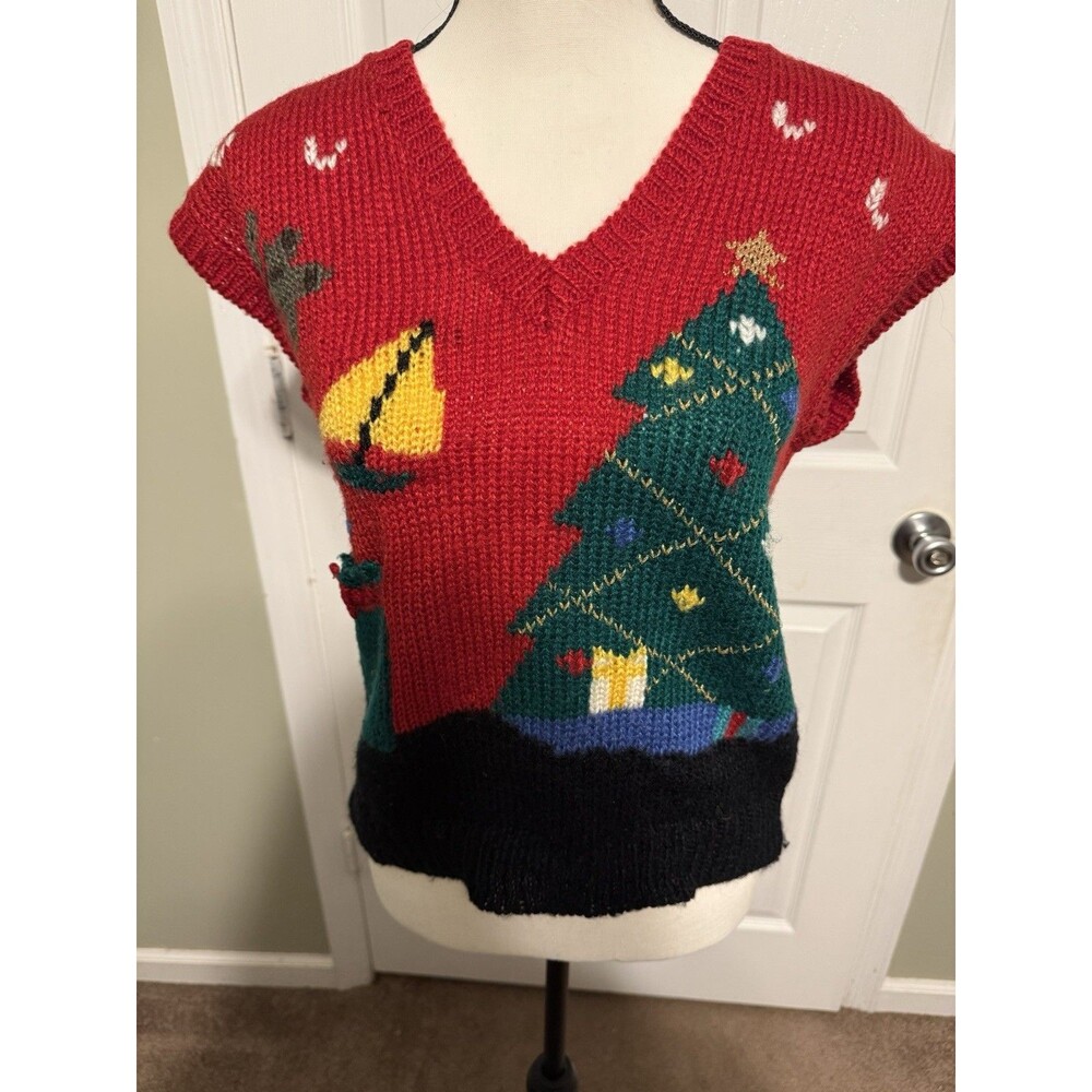 Wind crest Hand-Knit V-neck Christmas Vest Size Med